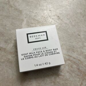 Beekman 1802 White Goat Milk Soap